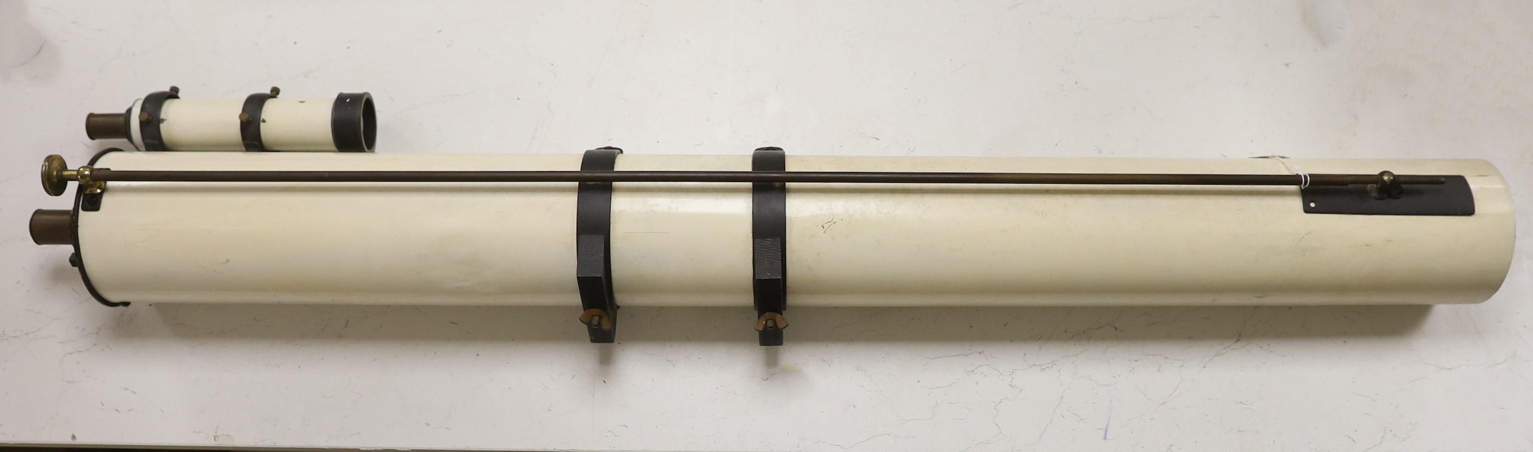 A mid 20th century astronomical telescope, 124cm